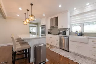 10 Evelyn Terrace, Wayne, NJ 07470 - Photo 8