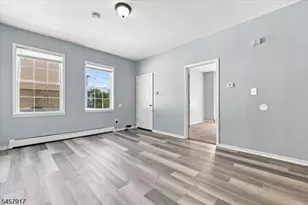 293 Ogden St, Orange, NJ 07050 - Photo 10
