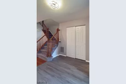 53 Woodledge Ct, Rockaway Township, NJ 07866 - Photo 10