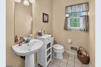 17 Saddle Ridge Rd, Frelinghuysen Township, NJ 07821 - Photo 10