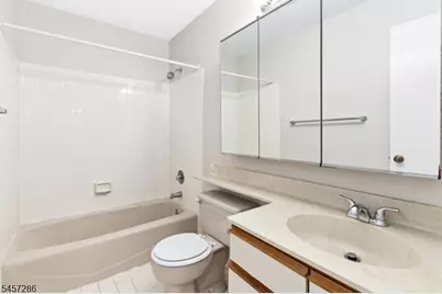 9E Sentinel Ct #E, Chatham Township, NJ 07928 - Photo 10