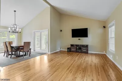 45 Michael Dr, Westfield, NJ 07090 - Photo 6