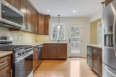 45 Michael Dr, Westfield, NJ 07090 - Photo 12