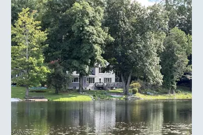 915 Plymouth Lake Dr, Stillwater, NJ 07860 - Photo 1