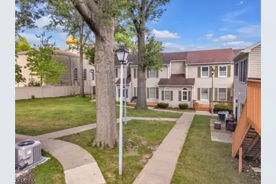664 Irvington Ave #6, Maplewood, NJ 07040 - Photo 10