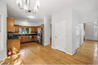 30 Carriage House Rd, Sparta Township, NJ 07871 - Photo 18