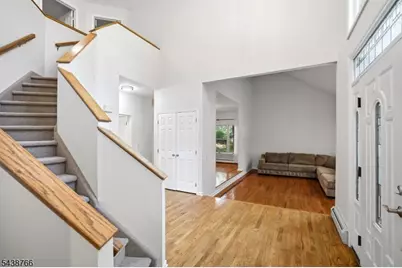 30 Carriage House Rd, Sparta Township, NJ 07871 - Photo 4