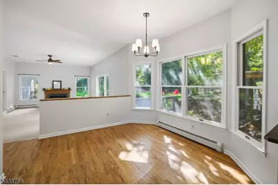 30 Carriage House Rd, Sparta Township, NJ 07871 - Photo 14