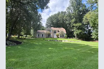 30 Carriage House Rd, Sparta Township, NJ 07871 - Photo 2