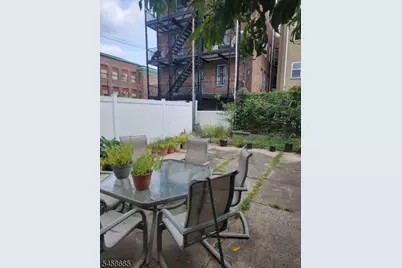 581 N 7th St, Newark, NJ 07107 - Photo 24