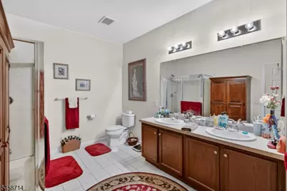 526 Timberlake Dr #526, Ewing Township, NJ 08618 - Photo 14