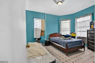 163 Livingston Ave, New Brunswick, NJ 08901 - Photo 10