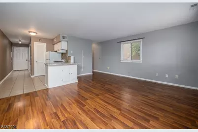 2 Alta Ct W #1, Vernon, NJ 07462 - Photo 2