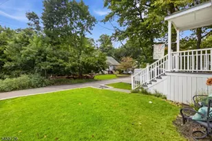 219 Knox Way, Hopatcong, NJ 07843 - Photo 8