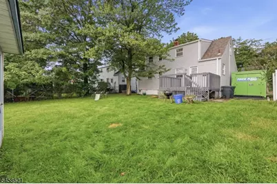 32 Merkel Dr, Bloomfield, NJ 07003 - Photo 12
