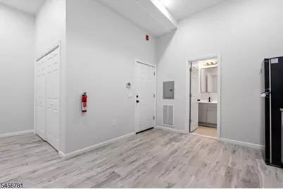 90 Broadway #1, Paterson, NJ 07505 - Photo 4