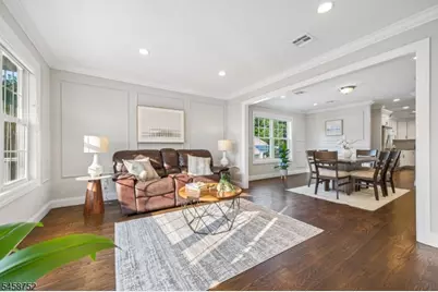 9 Burnet Hill Rd, Livingston, NJ 07039 - Photo 10