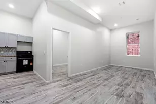 90 Broadway, Paterson, NJ 07505 - Photo 4