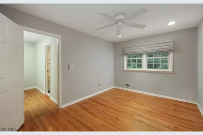 909 Stevens Avenue, Westfield, NJ 07090 - Photo 20
