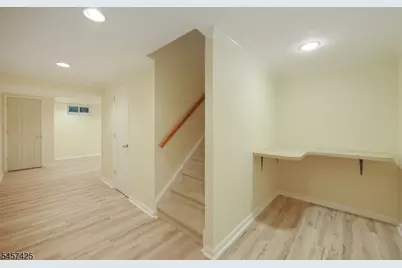 909 Stevens Avenue, Westfield, NJ 07090 - Photo 28