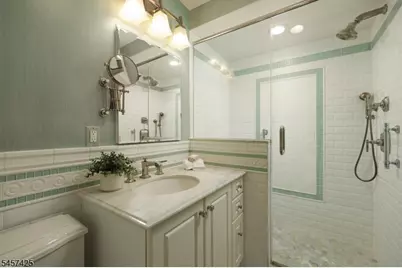 909 Stevens Avenue, Westfield, NJ 07090 - Photo 16