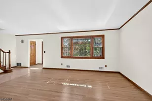 2527 Mountain Ave, Scotch Plains Township, NJ 07076 - Photo 4