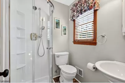 2527 Mountain Ave, Scotch Plains Township, NJ 07076 - Photo 30