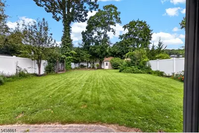 2527 Mountain Ave, Scotch Plains Township, NJ 07076 - Photo 34
