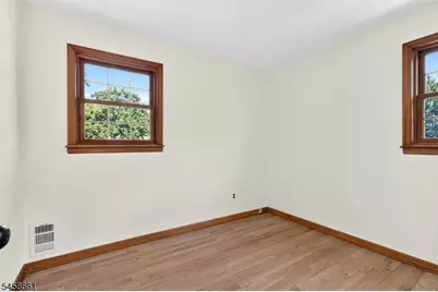 2527 Mountain Ave, Scotch Plains Township, NJ 07076 - Photo 20