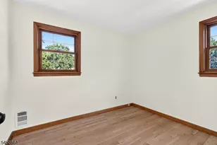2527 Mountain Ave, Scotch Plains Township, NJ 07076 - Photo 20