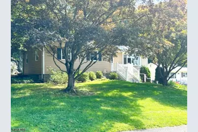 30 Woodlawn Ter, Jefferson Township, NJ 07849 - Photo 8