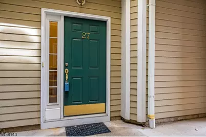 27 Taft Ln, Morristown, NJ 07960 - Photo 2