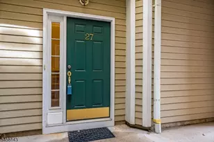 27 Taft Ln, Morristown, NJ 07960 - Photo 2