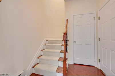 27 Taft Ln, Morristown, NJ 07960 - Photo 6
