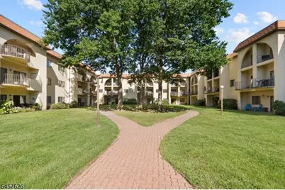 2 Ann St #N308, Clifton, NJ 07013 - Photo 4
