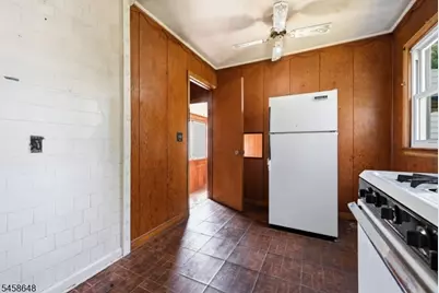 588 Quinton Ave, Kenilworth, NJ 07033 - Photo 8
