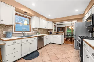 77 Washburn Ave, Washington Township, NJ 07882 - Photo 6