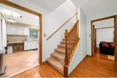 77 Washburn Ave, Washington Township, NJ 07882 - Photo 4