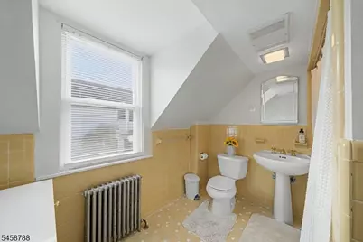 16 Jaqui Ave, Morris Plains, NJ 07950 - Photo 18
