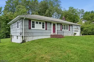 14 Ford Hill Rd, Hanover Township, NJ 07981 - Photo 2