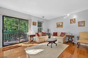 1 Amy Ct, Lebanon, NJ 08833 - Photo 2