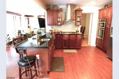 2 Koewing Pl, West Orange Township, NJ 07052 - Photo 8