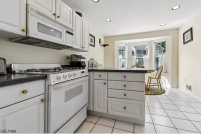 373 Digaetano Ter, West Orange Township, NJ 07052 - Photo 8