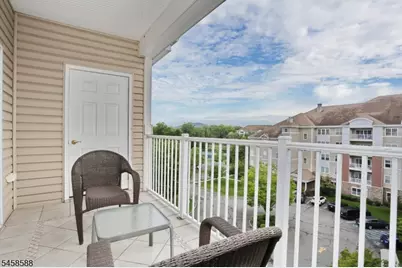 8414 Warrens Way, Wanaque, NJ 07465 - Photo 14