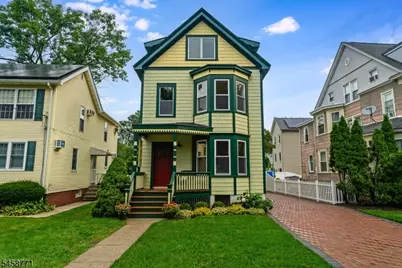 7 Hazelwood Rd, Bloomfield, NJ 07003 - Photo 1