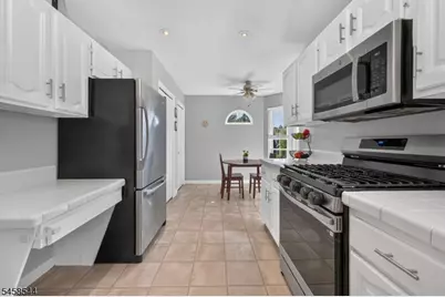 195 Teasel Court, Readington, NJ 08889 - Photo 8