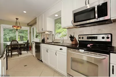 121 Magee Rd, Ringwood, NJ 07456 - Photo 10