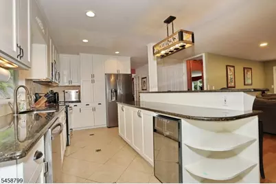 121 Magee Rd, Ringwood, NJ 07456 - Photo 8