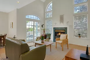23 Hancock Dr, Morris Township, NJ 07960 - Photo 2