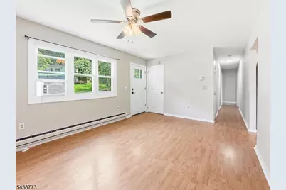 26 Kynor Ave, Hopatcong, NJ 07874 - Photo 2